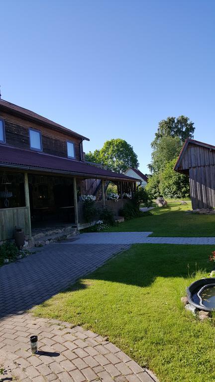 Viesu Nams Klanas Hotell Engure Eksteriør bilde